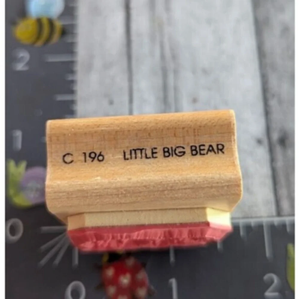 Dots Little Big Bear C196 Rubber Stamp Wood #B114